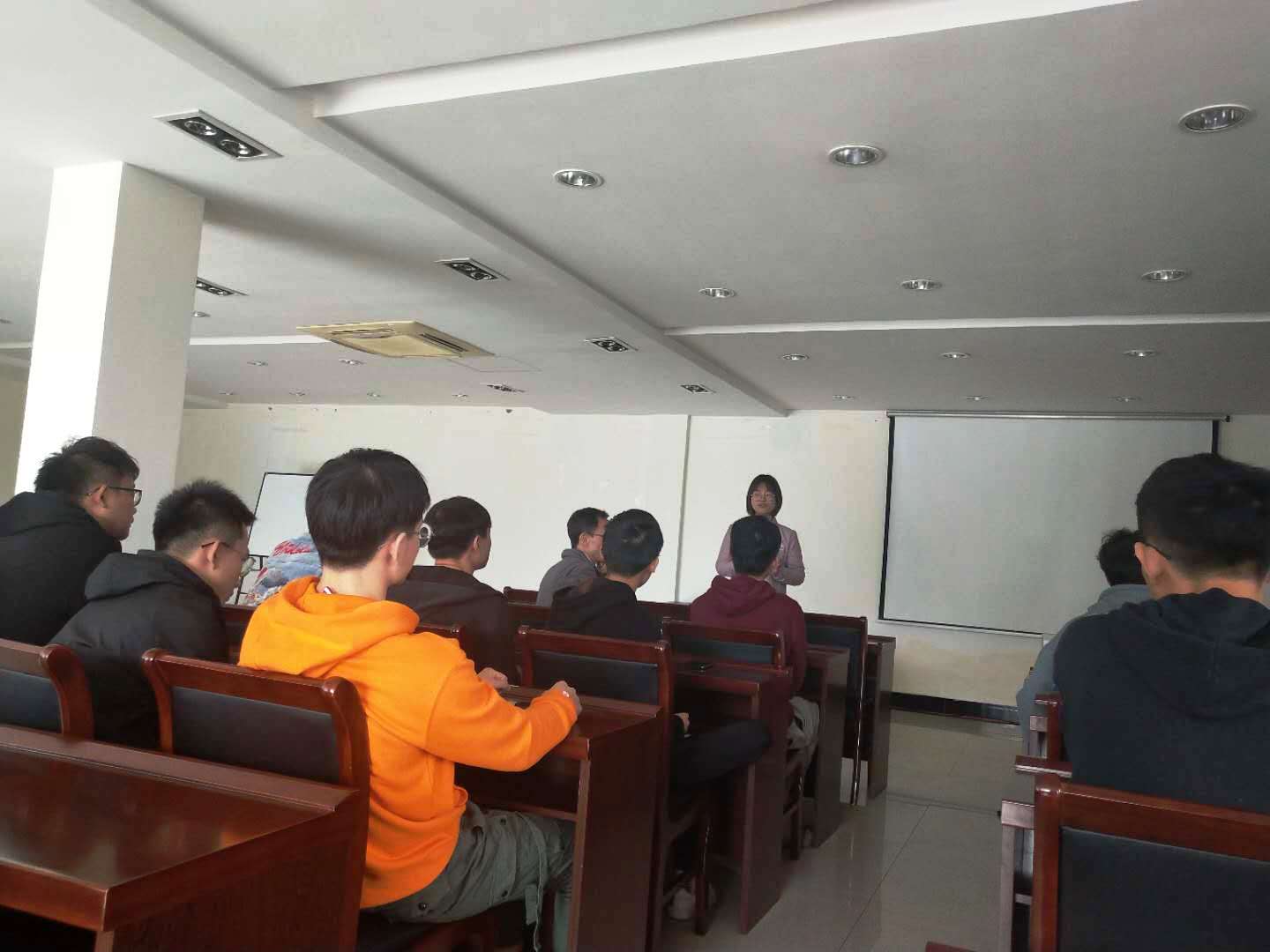 揚(yáng)大學(xué)生宣講會 (4).jpg